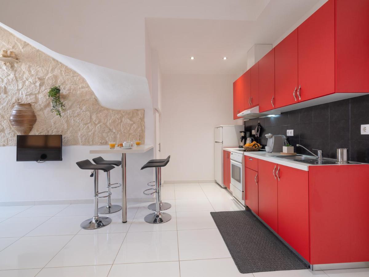 Palm House Near Heraklion Airport Екстер'єр фото