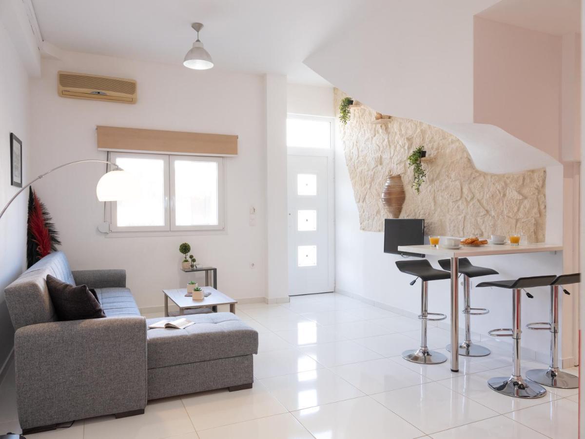 Palm House Near Heraklion Airport Екстер'єр фото